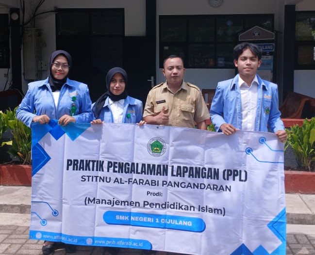 Pelaksanaan PPL sebagai Wadah Pengembangan Kompetensi&nbsp;Mahasiswa